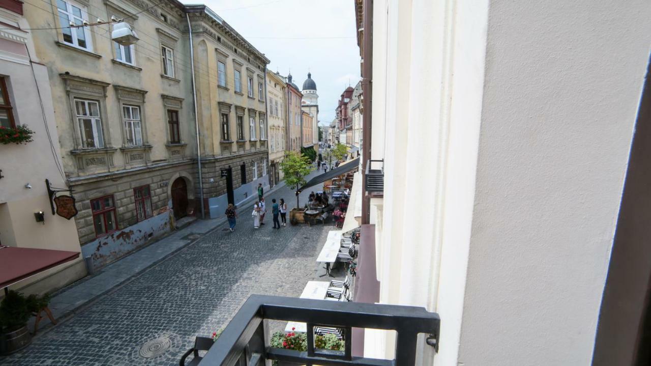 Апартаменти З Балконом Lviv Eksteriør billede
